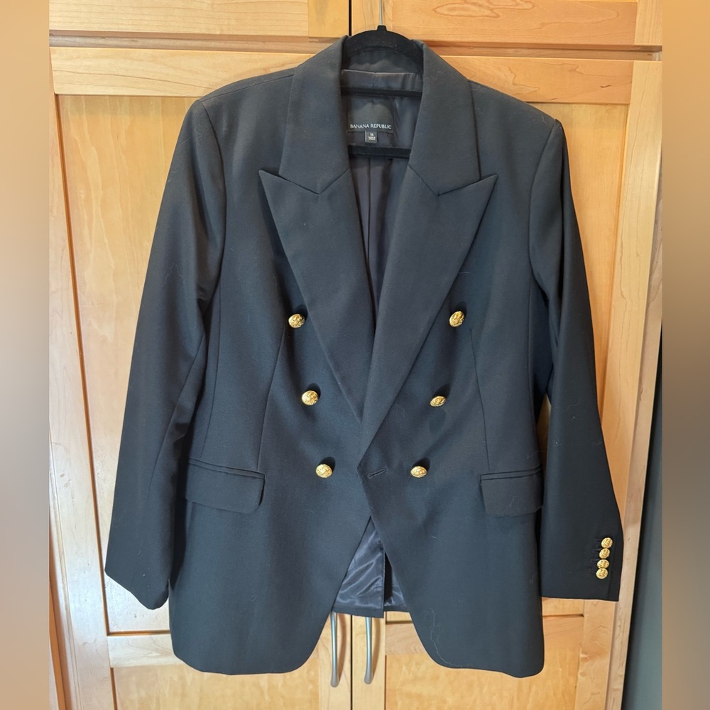 Banana Republic Women’s double-breasted black blazer with gold buttons- size 16